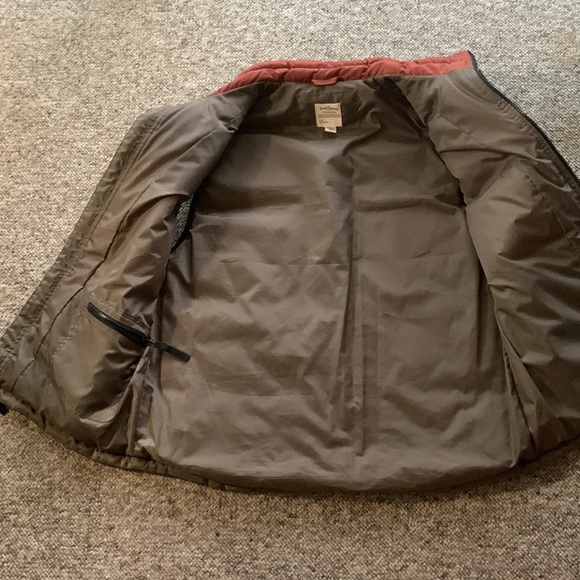 Vest - Picture 2 of 2